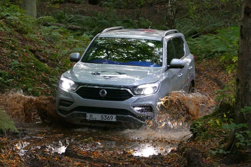 10. Ssangyong Rexton.