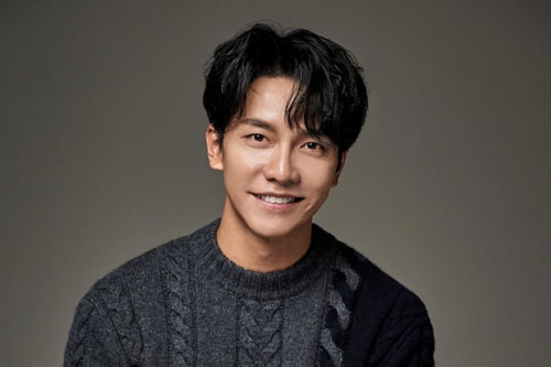 Lee Seung Gi và fan cùng nhau ủng hộ từ thiện