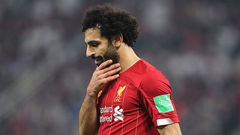 Salah bị fan đuổi khỏi 'mâm' có Ronaldo, Messi, Van Dijk