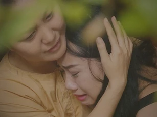 Chồng là món nợ từ kiếp trước, nhưng kiếp này người phụ nữ mắc nợ nhiều nhất chính là mẹ