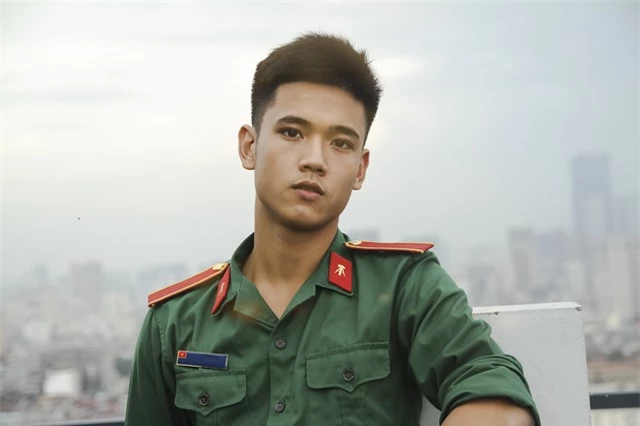 Diem danh dan hot boy “mat bung ra sua” noi tieng trong nam 2019-Hinh-2