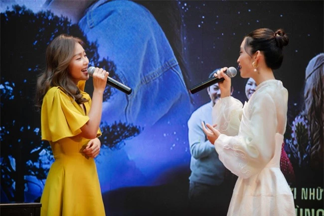 Khả Ngân gây chú ý với nhan sắc rực rỡ, hát live ngẫu hứng mỹ nữ The Voice  - Ảnh 5.