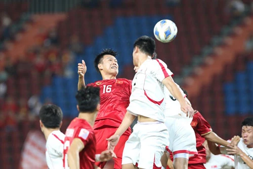 Dù rất nỗ lực thi đấu nhưng U23 Việt Nam vẫn phải nhận trận thua đầy cay đắng. Ảnh: TPO.