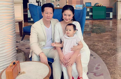 Giàu sụ nhưng nếu con xin tiền mua đồ, ông xã đại gia của Phan Như Thảo sẽ tỉnh bơ nói câu “nghe vô lý nhưng lại rất thuyết phục”