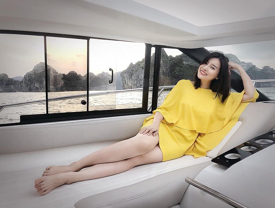 “Tiểu thư nhà giàu” trong Bán Chồng có gu thời trang sang chảnh cực chất