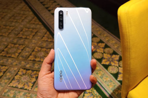 Oppo ra mắt smartphone 4 camera sau, RAM 8 GB, pin 4.000 mAh, giá rẻ bất ngờ