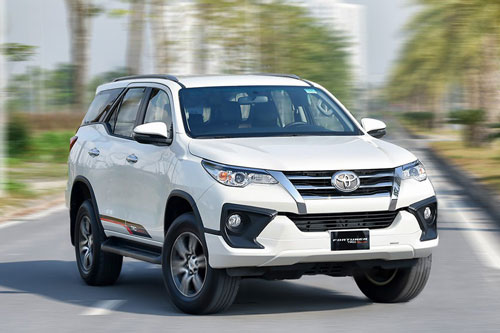 Toyota Fortuner dự báo "cháy" hàng dịp Tết vì ưu đãi “khủng”