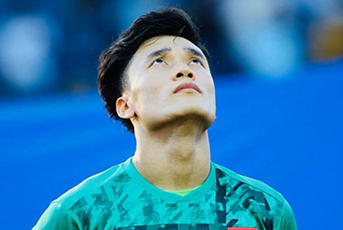 Quang Hải: 'Đây là bài học của Bùi Tiến Dũng'