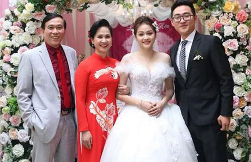 “Mẹ chồng” Lan Hương: “Ngày con dâu lớn mới về chưa biết gói bánh chưng, giờ gói tốt rồi”