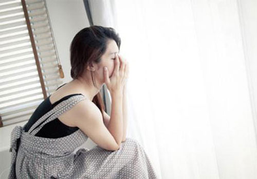 Được nhà chồng yêu thương hết mực nhưng vợ lại đau khổ vì điều này