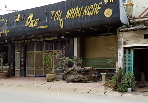 Nghệ An: Phá sới bạc "khủng" trong quán karaoke, bắt giữ hơn 100 người