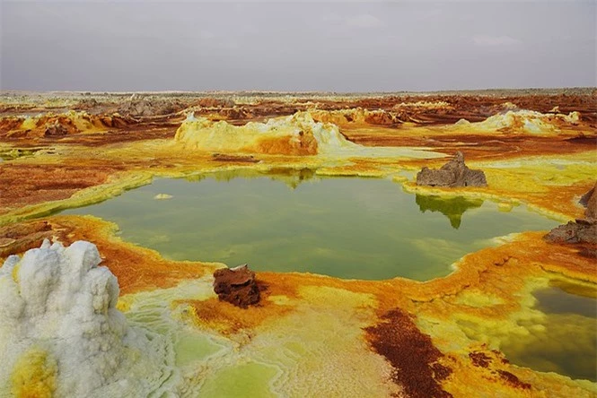 Dallol núi lửa ao mặn axit suối nước nóng không có vi sinh vật Ethiopia - ảnh 2