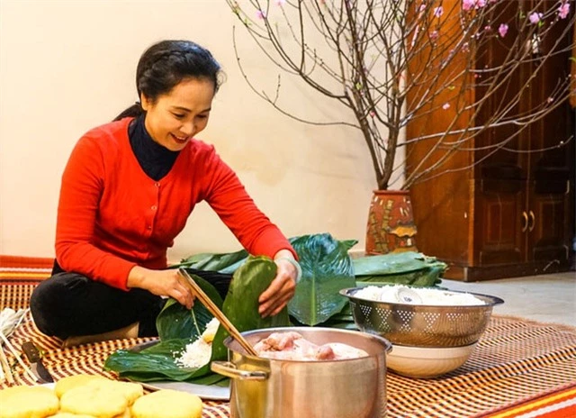 “Mẹ chồng” Lan Hương: “Ngày con dâu lớn mới về chưa biết gói bánh chưng, giờ gói tốt rồi” - 6