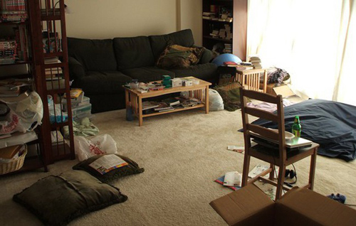 Tự mua nhà ra riêng nhưng vẫn bị mẹ chồng soi mói "bừa như ổ chó", nàng dâu hùng hổ bật lại một câu khiến bà cứng họng