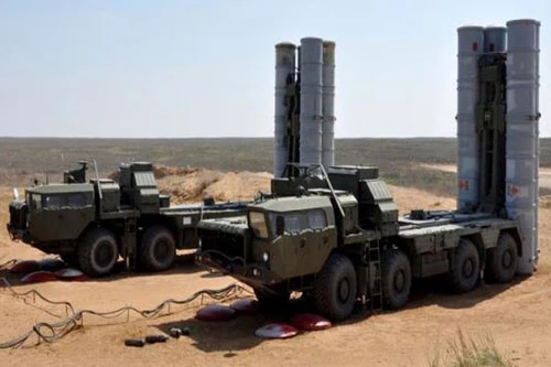 Theo truyền thông khu vực Arab, chính quyền Iraq đã khẩn trương nối lại các cuộc đàm phán với Moskva liên quan đến việc mua sắm tổ hợp tên lửa phòng không tầm xa S-300.
