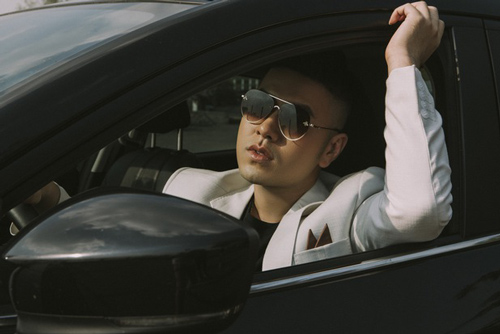 Akira Phan đẹp trai tái xuất sau khi dao kéo hết 300 triệu, hút mỡ toàn thân