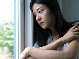 2 năm sống ở nhà chồng mà cứ đến bữa cơm là tôi lại choáng váng không thể nuốt nổi, đặc biệt là những hôm nhà có thịt gà