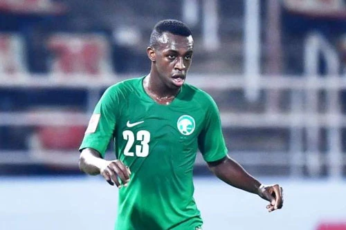 Hậu vệ trái: Saud Abdulhamid (U23 Saudi Arabia).