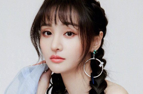 Giữa lúc đang đấu tố gay gắt với bạn trai cũ Trương Hằng, Trịnh Sảng bất ngờ bị fan "bóc phốt" lừa dối