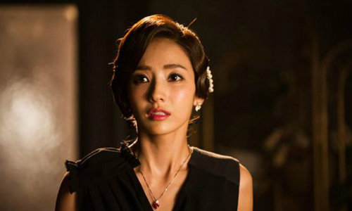 Vô tình đụng độ bố chồng ở nhà nghỉ, con dâu điếng người nhận được lời đề nghị ngay sau đó