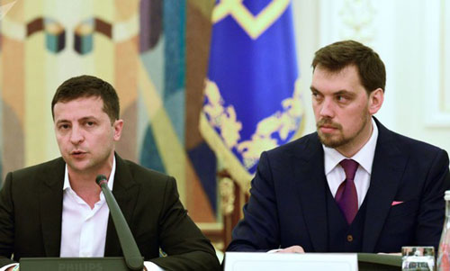 Tổng thống Ukraine thẳng thừng bác đơn từ chức của Thủ tướng