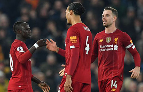 Đội hình kết hợp Liverpool & Man United: Chủ nhà áp đảo