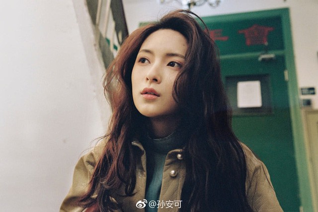 Hot girl mạng xứ Trung thế hệ mới, đàn chị đâu có cửa cạnh tranh