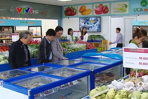 Các siêu thị tăng thời gian bán, mở cửa xuyên Tết