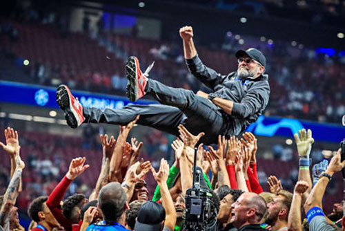 Juergen Klopp & 10 bước tới sự vĩ đại