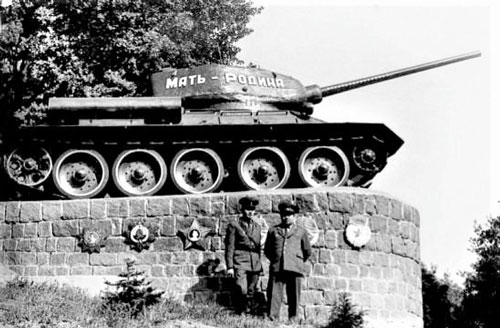 Con đường để binh nhì sau 1 năm trở thành sư đoàn trưởng như thế nào?