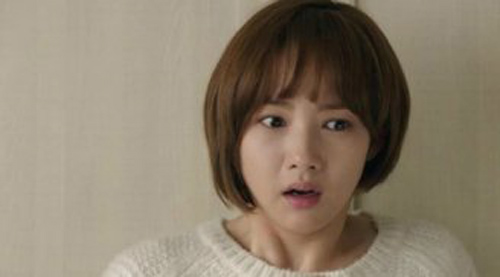 Đến nhà bạn trai chơi, run rẩy biết được sự thật động trời về mẹ chồng tương lai qua lời mấy bác hàng xóm