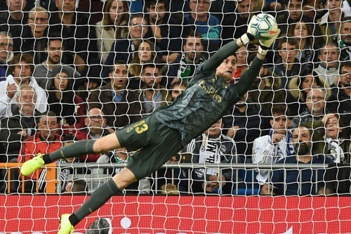 CLIP: Những pha cứu thua cực đỉnh của thủ môn Courtois tại Real 