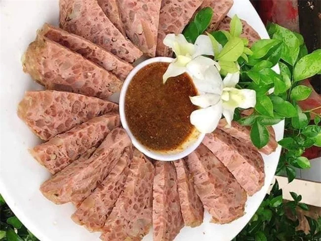 Chỉ dẫn bà nội trợ cách chọn giò bê, giò gân bò chuẩn không pha tạp thịt lợn và hóa chất tạo mùi - Ảnh 4.