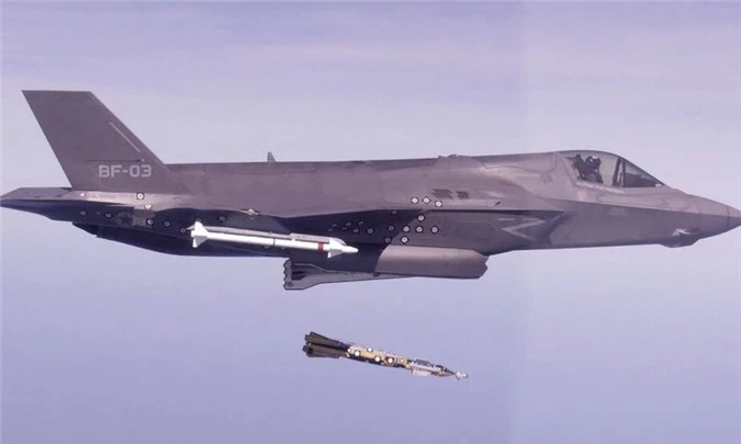 Tiem kich F-35 mang bom B61-12: Moi de doa voi cac co so hat nhan Iran-Hinh-12
