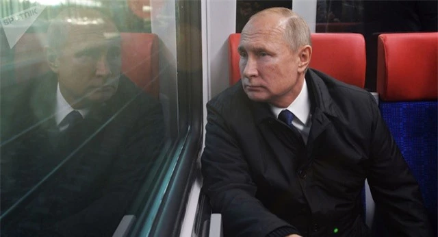 Tổng thống Putin muốn tránh kịch bản nắm quyền trọn đời - 1