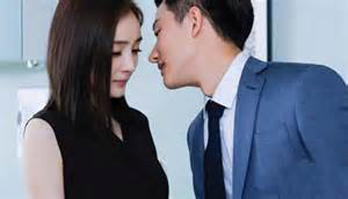 Cưu mang bạn thân lúc sa cơ lỡ vận, đến khi phát hiện chuyện trong phòng tắm lúc nửa đêm mới ngã ngửa...