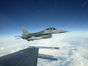 Tiêm kích F-35 mang bom B61-12: Mối đe dọa với các cơ sở hạt nhân Iran