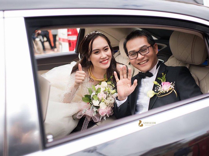 Tìm hiểu cuộc sống hôn nhân của NSND Trung Hiếu với vợ kém 19 tuổi