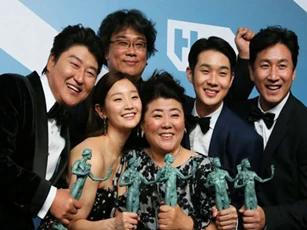 “Ký sinh trùng” thắng lớn tại lễ trao giải SAG Awards 2020