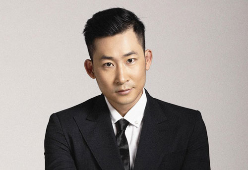 Quên "Khang phi công" của Hoa hồng trên ngực trái đi, Trọng Nhân ngoài đời thật bảnh bao lịch lãm thế này cơ mà