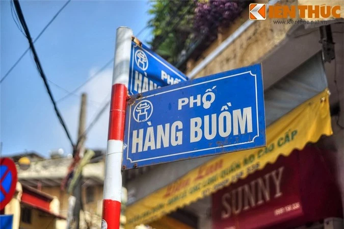 Giai ma bi mat it biet ve ten goi pho Hang Buom-Hinh-2