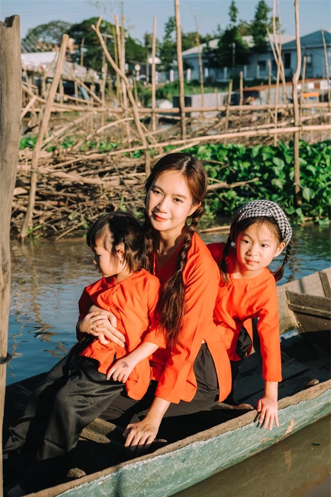 "Lật mặt - 48h": Vợ chồng Lý Hải - Minh Hà cùng 4 con xinh xắn chụp ảnh Tết - Ảnh 9.