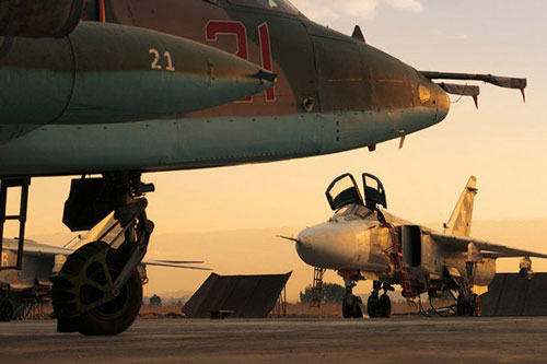 NÓNG: Căn cứ đầu não KQ Nga ở Syria bị tấn công