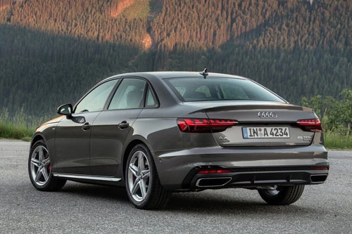 10. Audi A4 (doanh số: 50.740 chiếc).