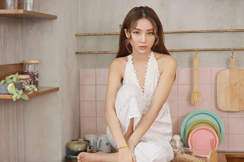 Hot girl Hưng Yên: “Cả năm đi làm, Tết về dọn nhà là vui nhất”