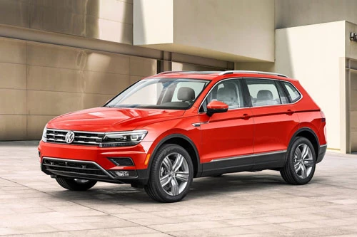 2. Volkswagen Tiguan (doanh số: 87.771 chiếc).