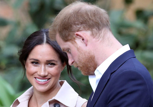 Sự đánh đổi mạo hiểm: Những thứ Harry buộc phải từ bỏ khi rời hoàng gia Anh, đi theo Meghan Markle
