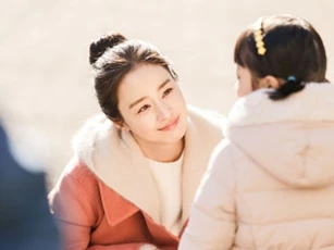 Kim Tae Hee nói về trải nghiệm trở thành "hồn ma"