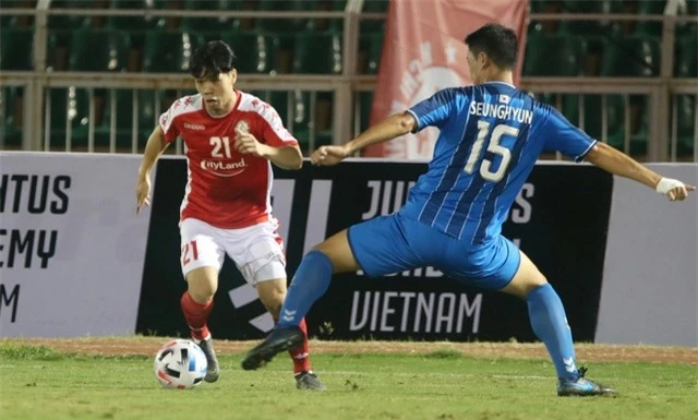 Báo Thái hào hứng khi Buriram United tái ngộ Công Phượng tại AFC Champions League - 2
