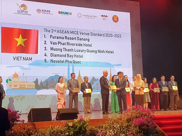 Mường Thanh Luxury Quảng Ninh nhận giải thưởng Asean Mice Venue award 2020